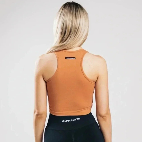 Alphalete Essential Crop Lifestyle Tank Clay NEW Size XS - Picture 5 of 7